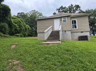 4 Arkmain St, Spartanburg, SC 29306