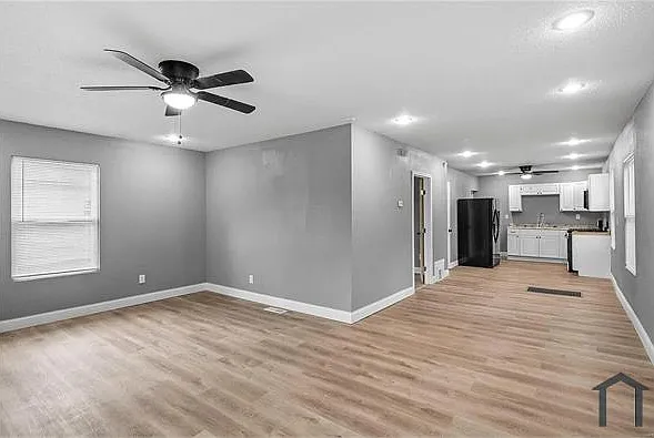 5317 Helen Ave — Photo 7