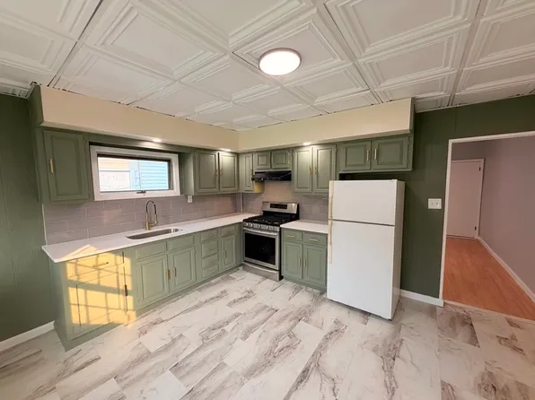 (undisclosed Address), Kingston, PA 18704
