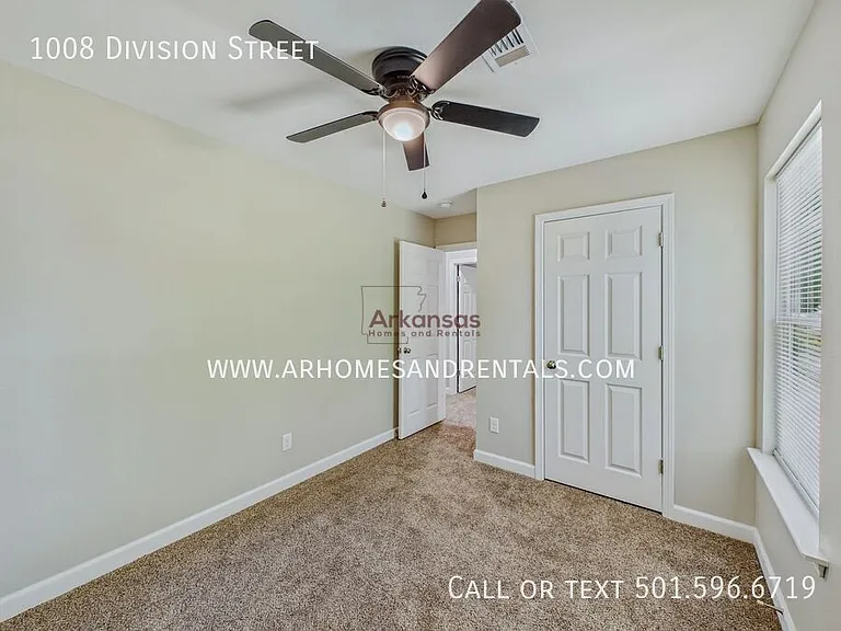 1008 Division St — Photo 15