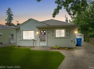 4668 Gertrude St, Dearborn Heights, MI 48125
