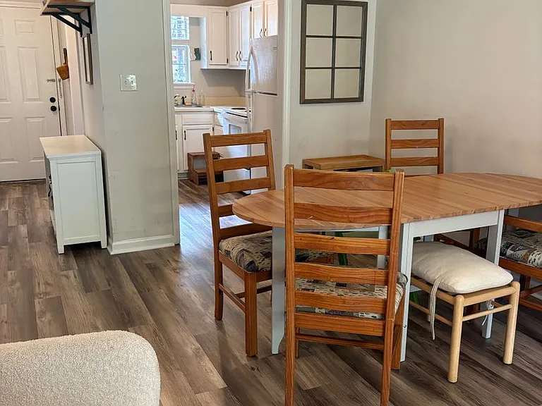 1688 Prince Ave #604 — Photo 9
