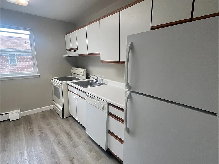 289 Main St #2B — Photo 2