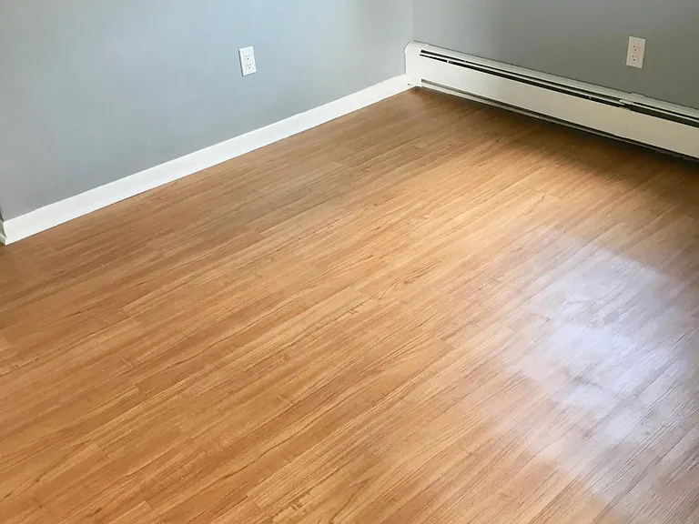 801 Lincoln St #2R — Photo 2
