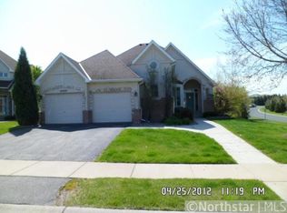 18464 Farmstead Cir, Eden Prairie, MN 55347