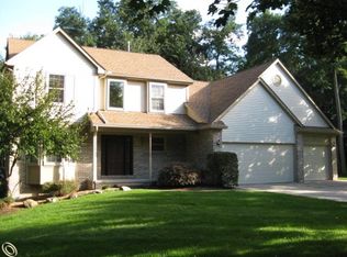 1641 Huntwood Park Ct, West Bloomfield, MI 48324