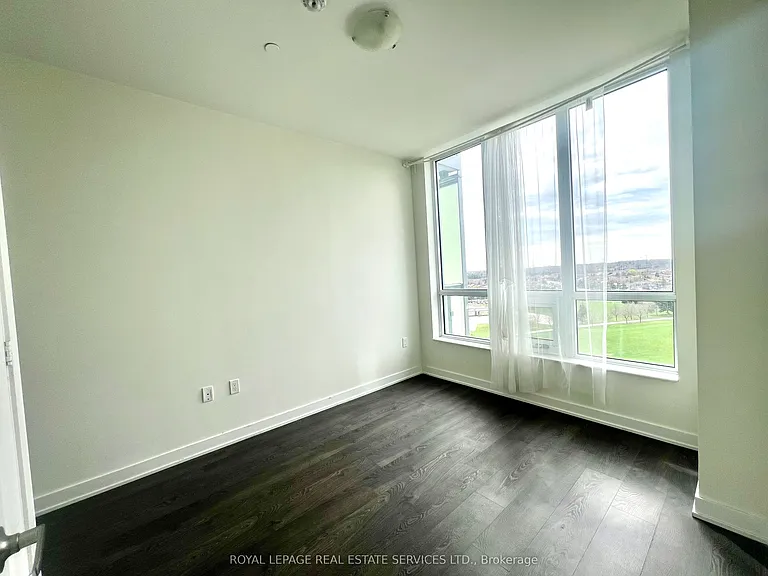 4699 Glen Erin Dr #906 — Photo 7