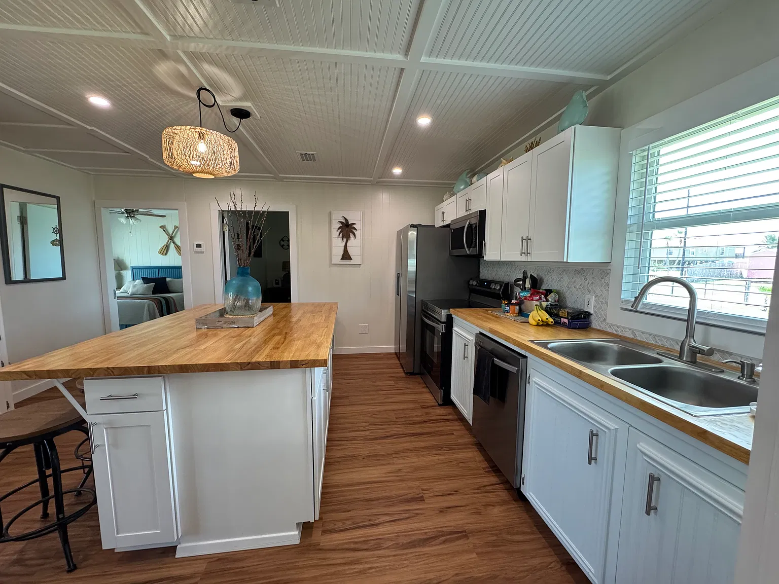 2 bed, 760 sqft, $1,750 — Photo 4