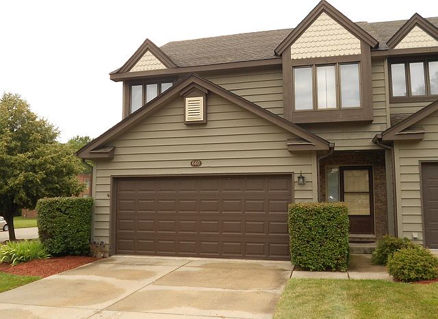 1st image of 660 Eichler Dr