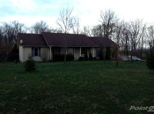 960 E Lewellen Rd, Salem, IN 47167