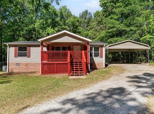 1749 Blacksgate Rd E, Prosperity, SC 29127