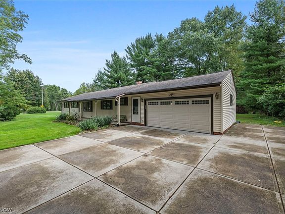 2nd image of 8593 Wiese Rd