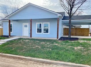 1411 E Williams St, Breckenridge, TX 76424