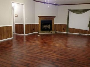 215 Moore St, Sparta, TN 38583