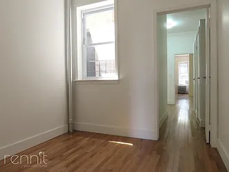 Rented by Rennit Inc.