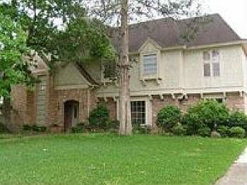 1st image of 15715 Autumnbrook Dr