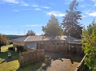 2349 Loerland Ln, Oak Harbor, WA 98277