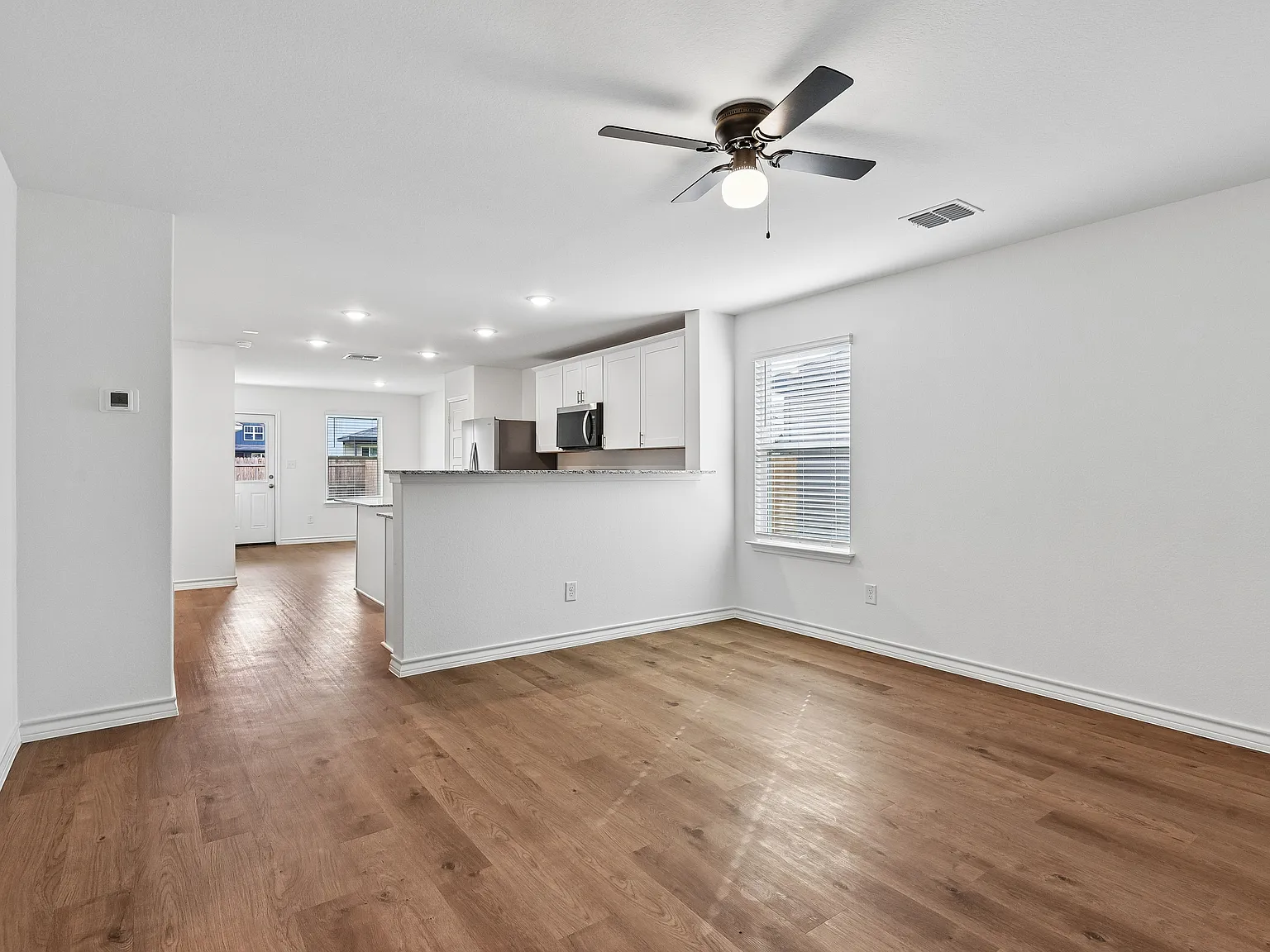 3 bed, 1512 sqft, $1,750 — Photo 4