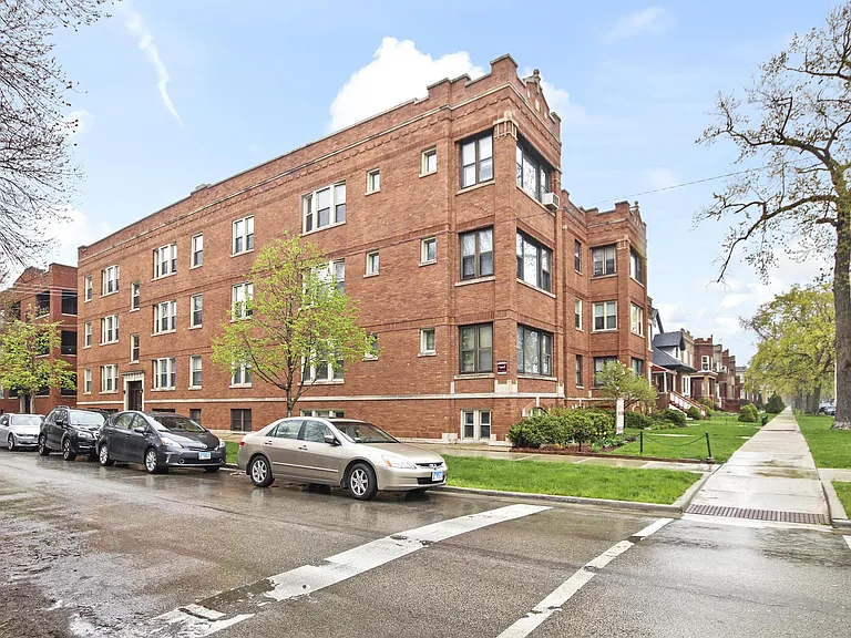 3400-04 N. Springfield/3906-08 W. Roscoe — Photo 5