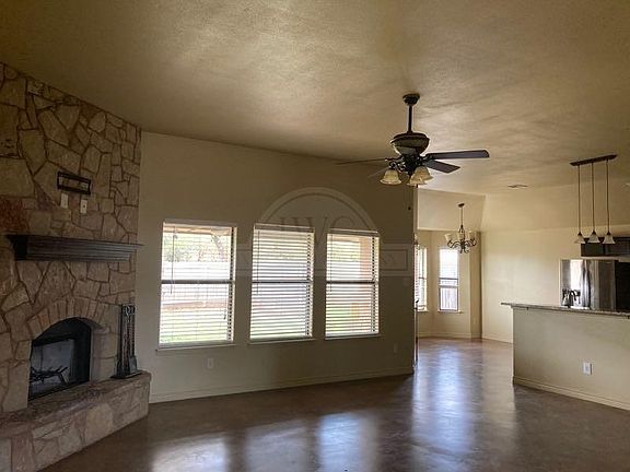 3rd image of 7301 Andalucia St