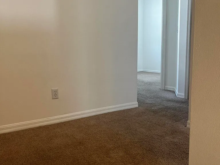 1554 Limetree Bay Ave — Photo 16