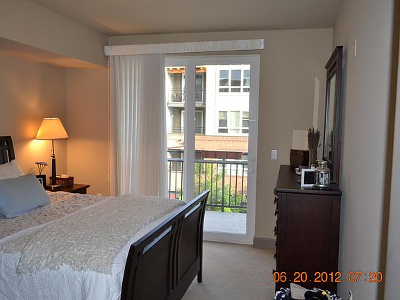 2nd image of 1880 25th Ave NE APT 309