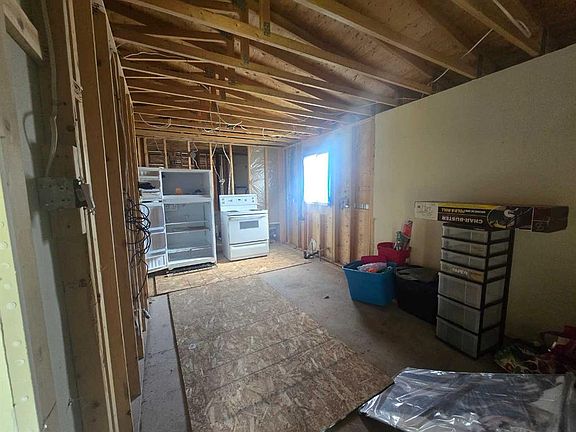 4th image of 630 E 53rd St