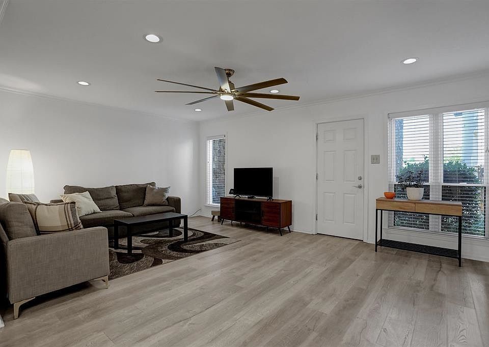 1st image of 433 S Perkins Rd Unit 433