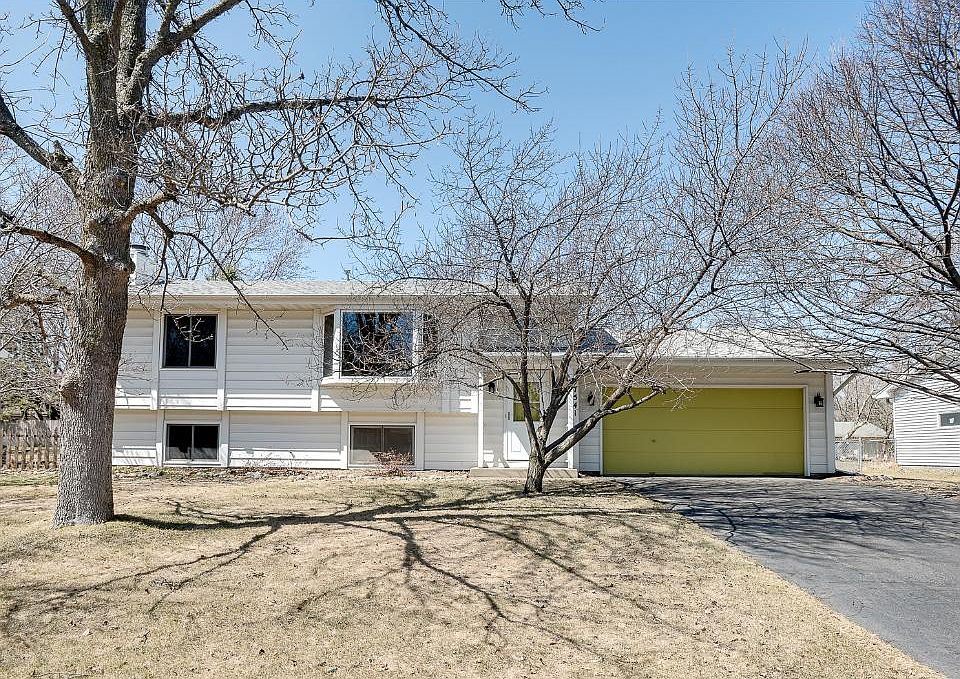 1st image of 7541 Emerson Ave N