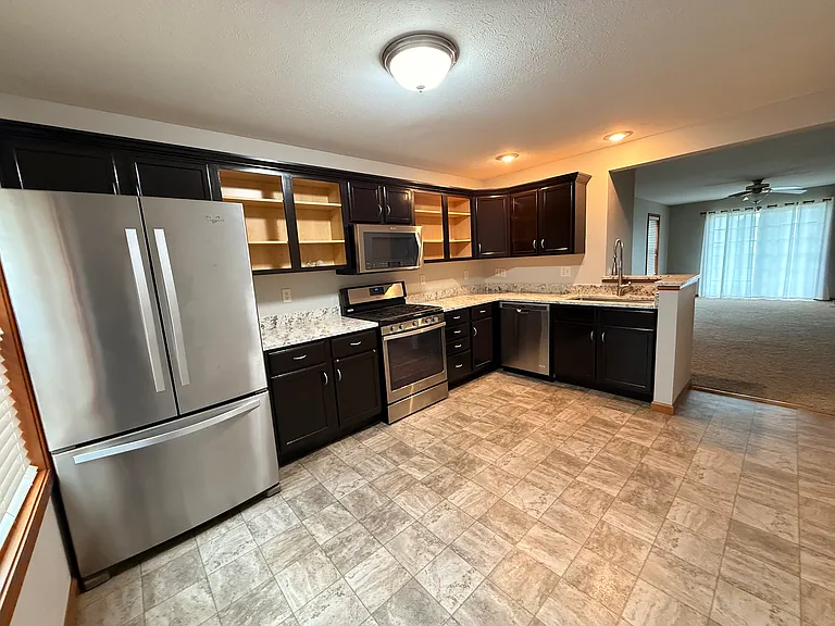 148 Tulip Blvd #1 — Photo 9