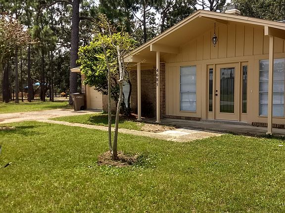 2nd image of 4685 Balmoral Dr
