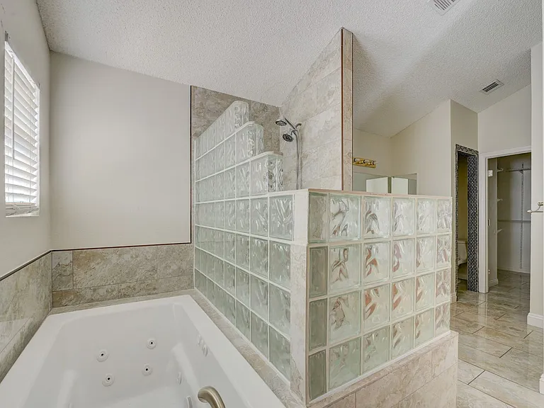 2616 Camphor Tree St — Photo 46