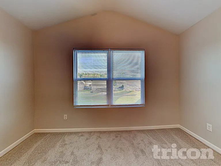 576 Gentle Breeze Ln — Photo 11