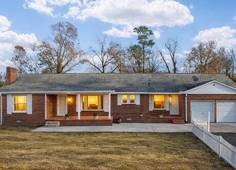 2nd image of 217 McClanahan Rd SE