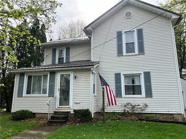 161 Columbia Ave, Greenville, PA 16125