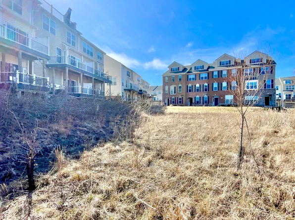 2822 Purley Ave, Ann Arbor, MI 48105