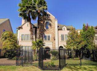 37 Hackberry Ln, Houston, TX 77027