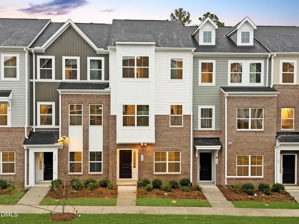 388 Chesapeake Commons St #127, Garner, NC 27529