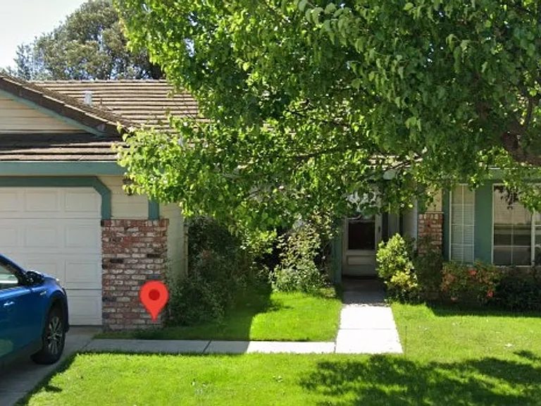 1000 Collegeview Dr — Photo 1