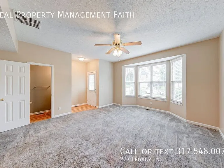 227 Legacy Ln — Photo 6