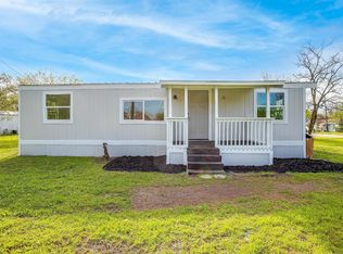 711 S Baugh St, Alvarado, TX 76009