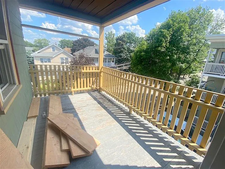 4 Edgar Ct #3 — Photo 12