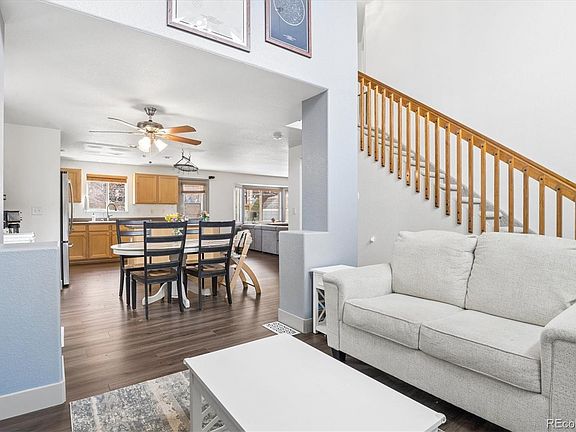 3rd image of 2555 Wisteria Drive