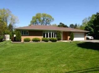 20W456 Army Trail Blvd, Addison, IL 60101