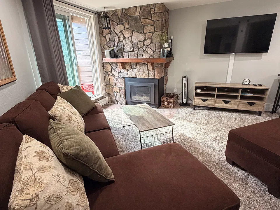 2200 Ryan Gulch Ct #206