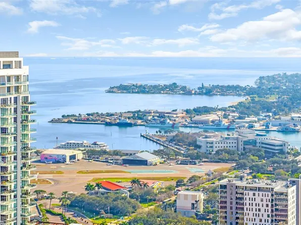 275 1st Ave S #3703, Saint Petersburg, FL 33701