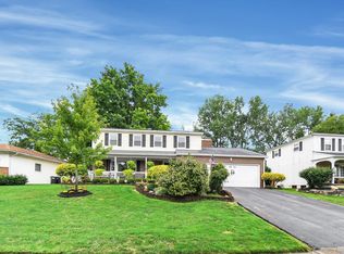 6662 Woodsedge Dr, Reynoldsburg, OH 43068