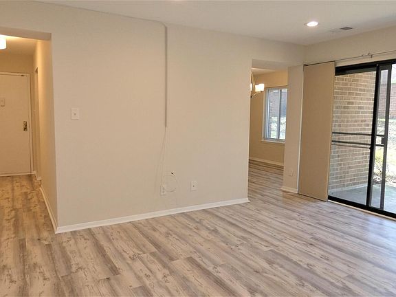 3rd image of 11419 Commonwealth Dr #3
