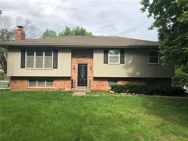 1721 Michael St, Leavenworth, KS 66048 | Zillow