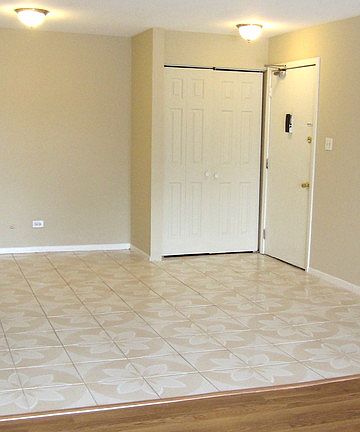 3rd image of 1170 Valley Ln APT 301